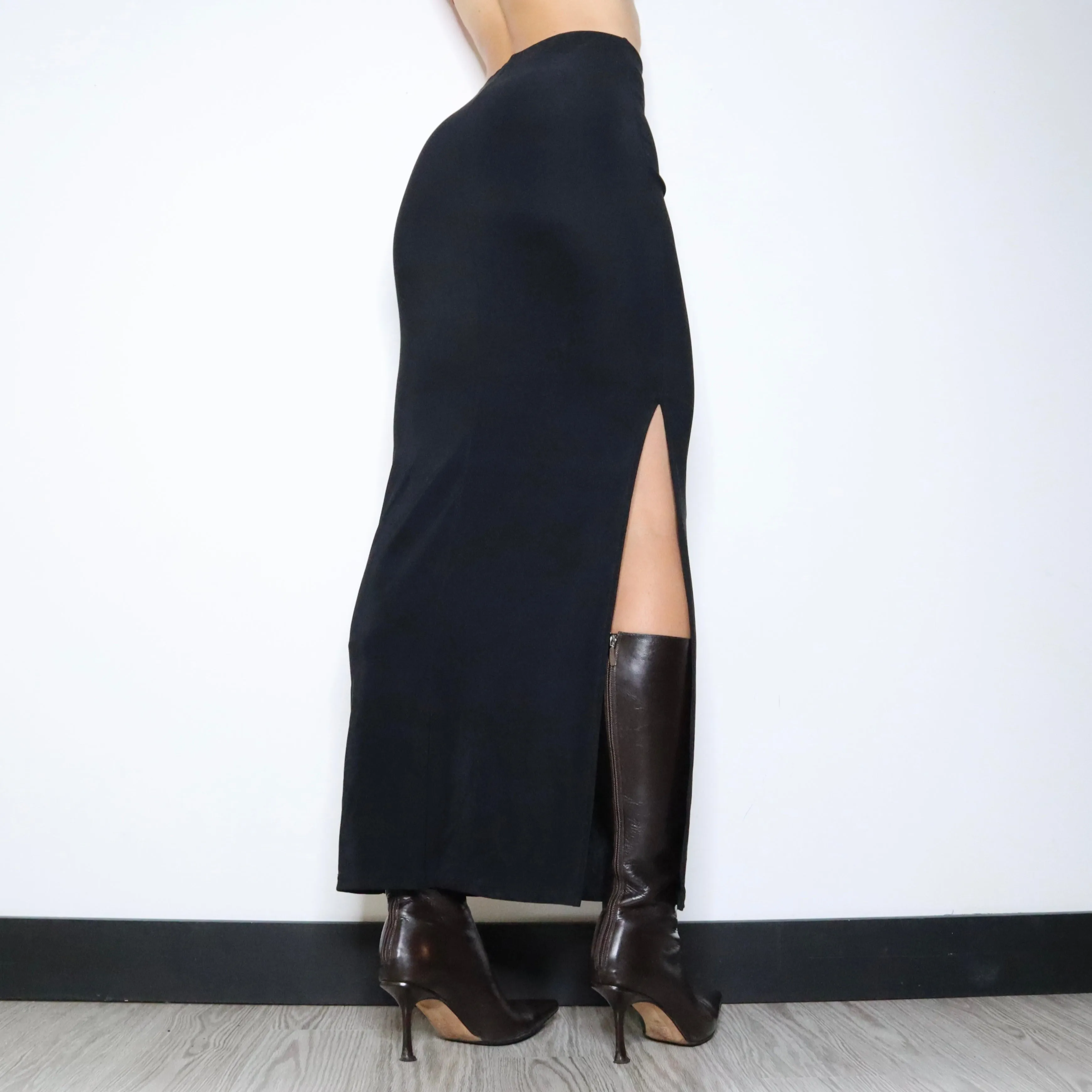 Black Maxi Skirt (XS-S)