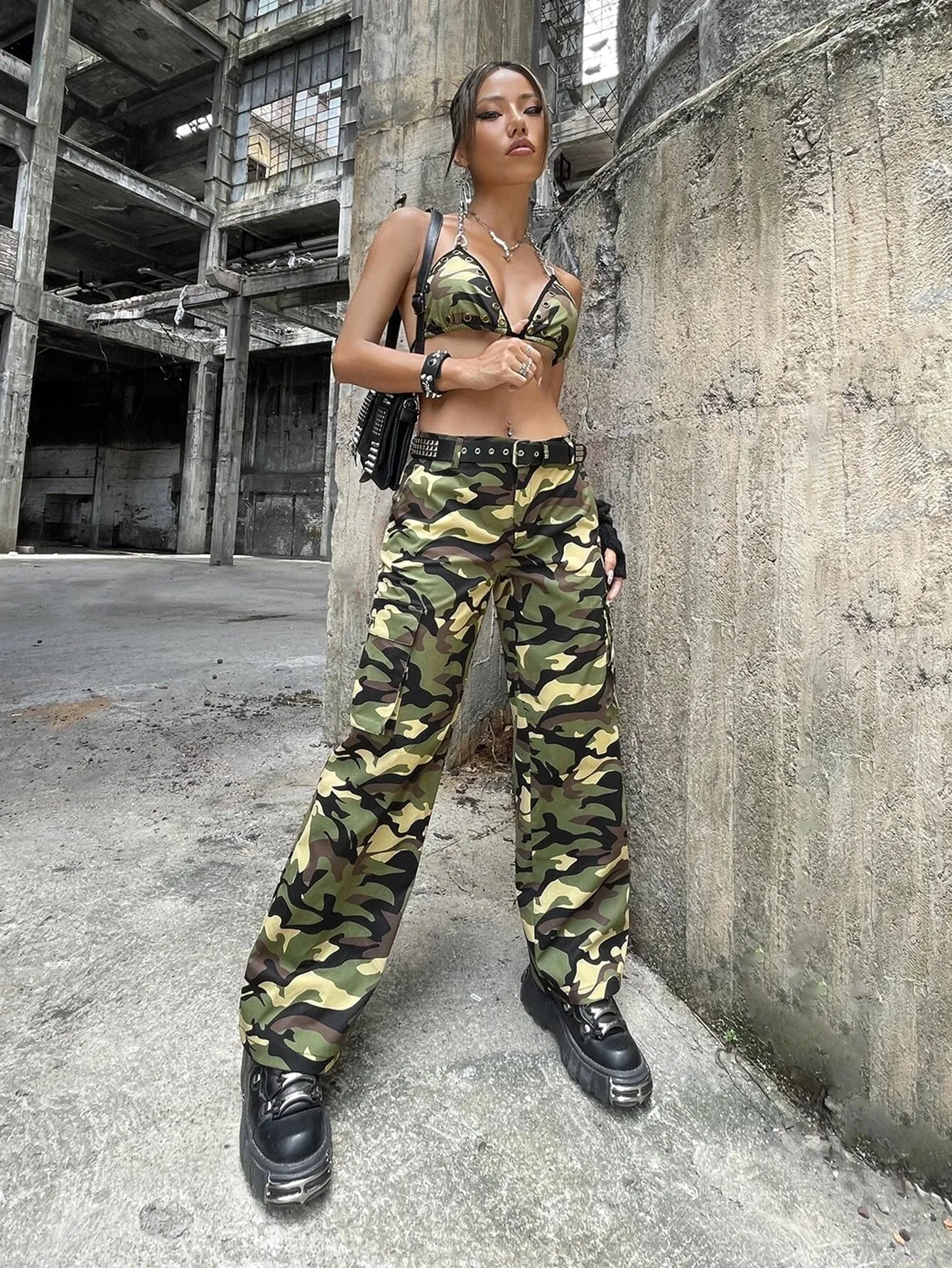 Camo Printed Pocket Cargo Pants
