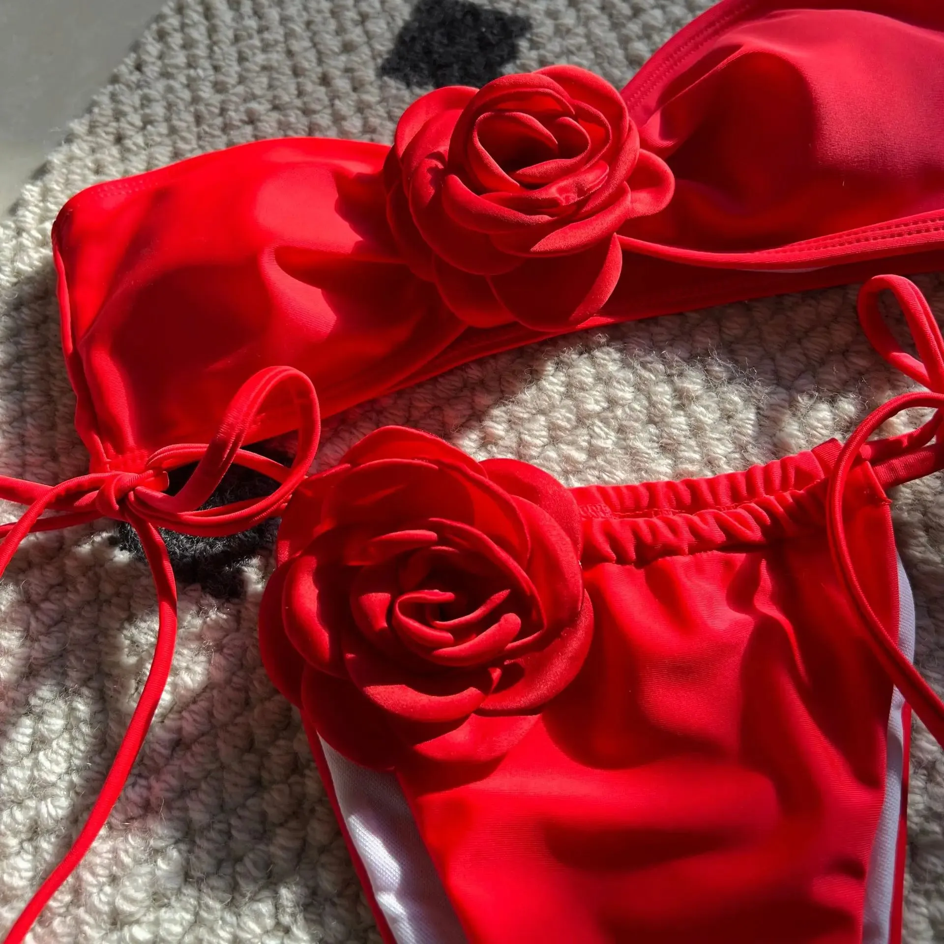 Flower Appliqué Bandeau Bra & Tie-Side Bikini 2 Piece Set for Women