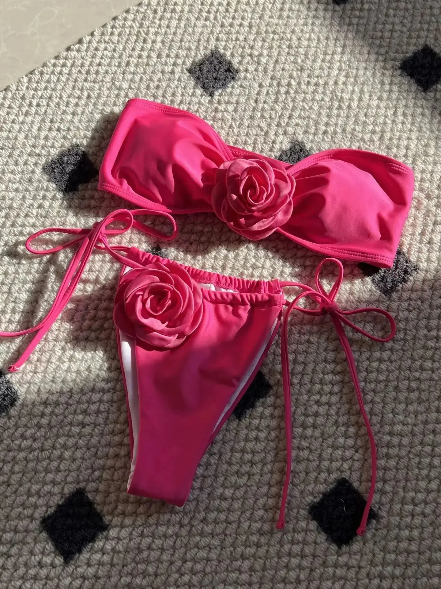 Flower Appliqué Bandeau Bra & Tie-Side Bikini 2 Piece Set for Women