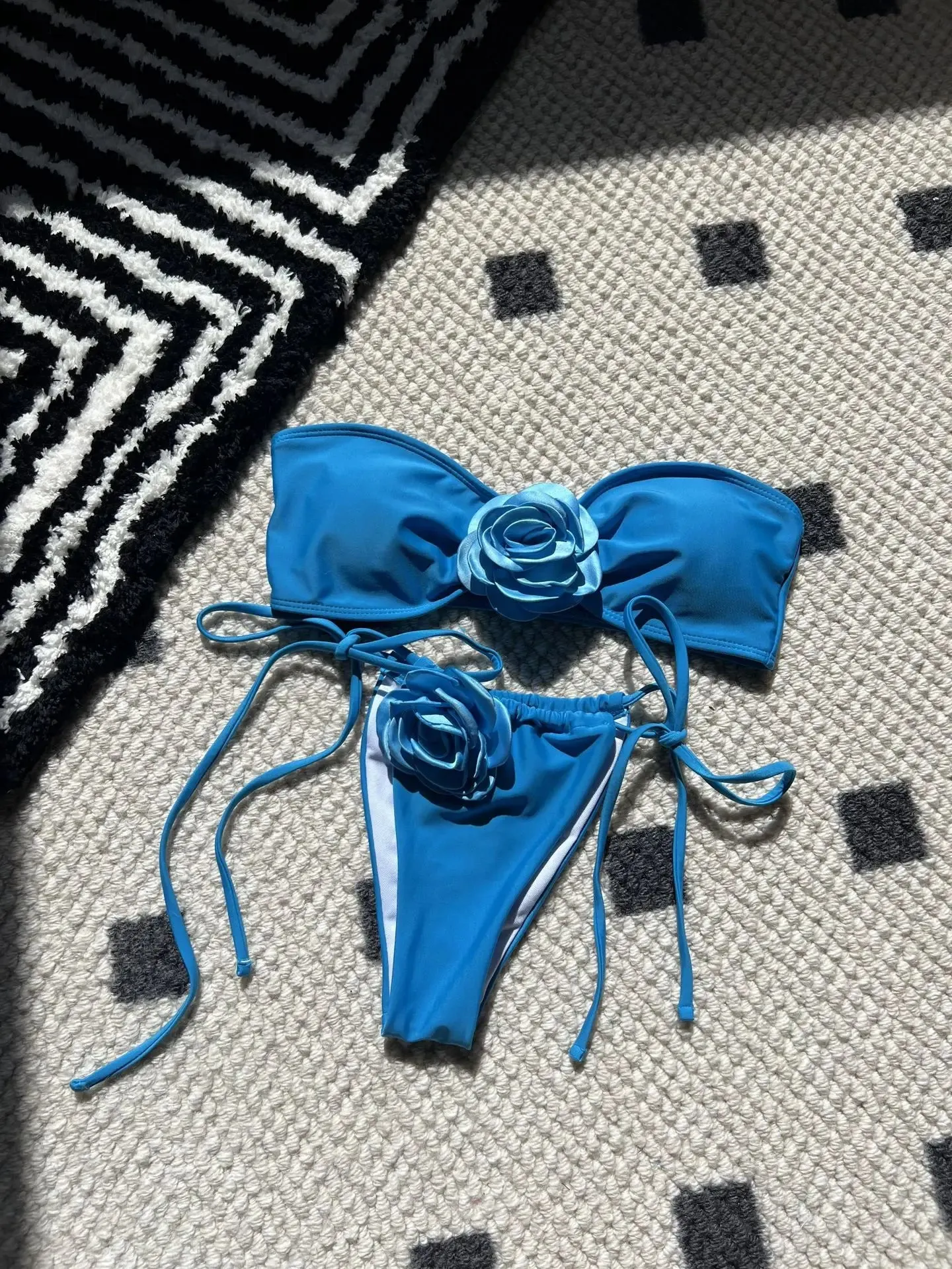 Flower Appliqué Bandeau Bra & Tie-Side Bikini 2 Piece Set for Women