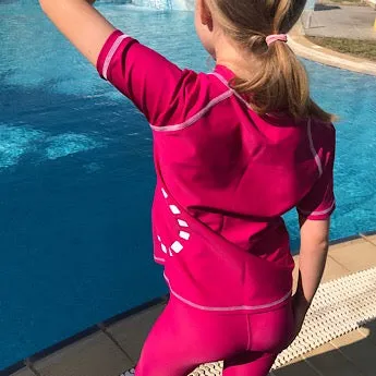 Magenta/ white short-sleeved rash top