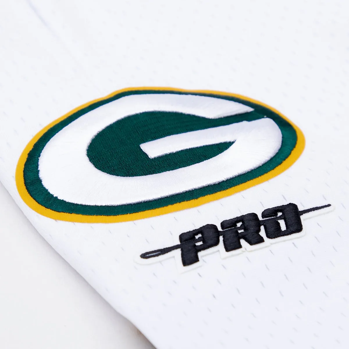 NFL GREEN BAY PACKERS MEN'S MESH SHORT (WHITE / BLACK / WHTE)