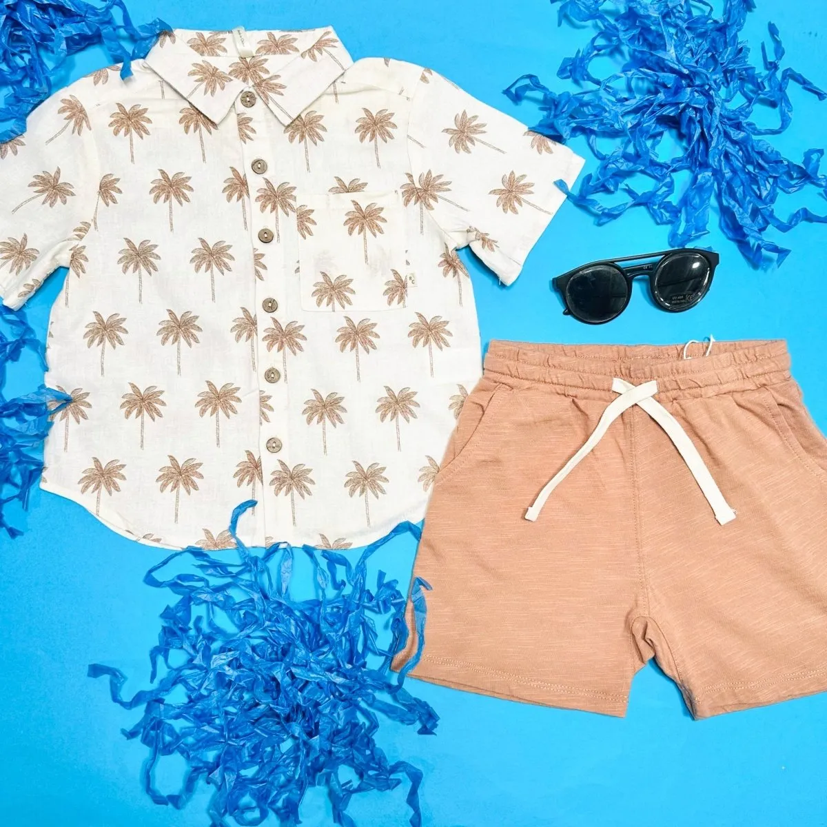 PARADISE PALM TREE BUTTON DOWN TOP