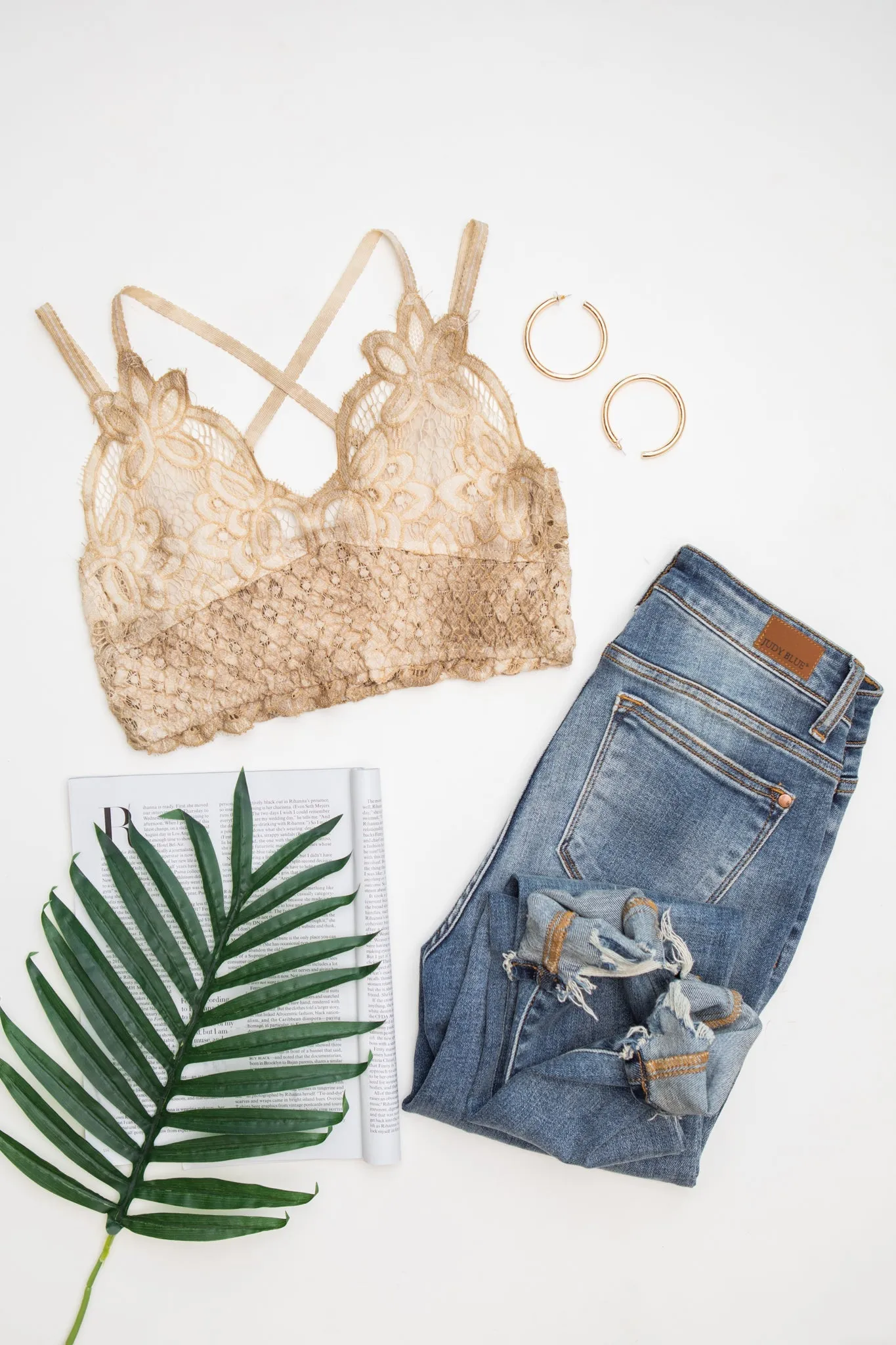 POL- Live In Lace Bralette in Taupe
