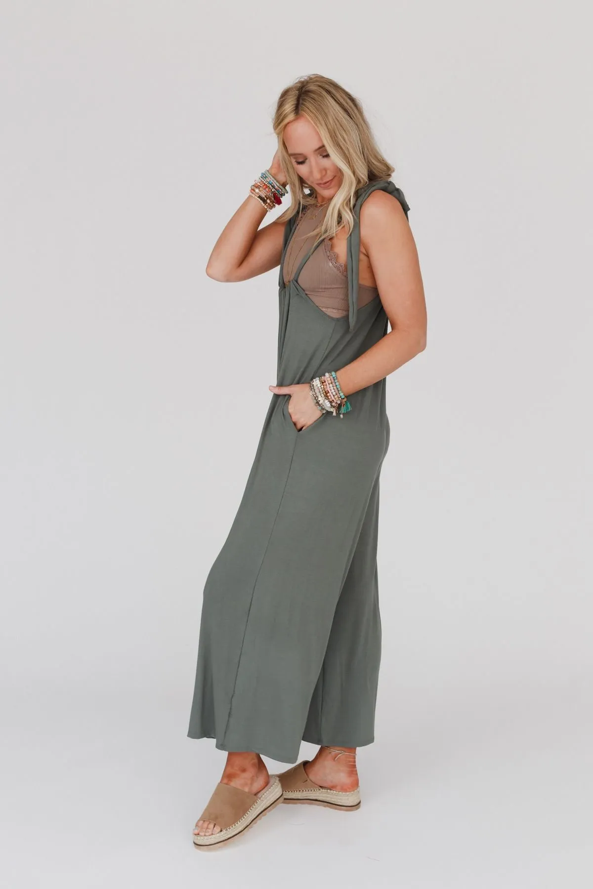 The Nest Forever Relaxed Gathered Jumpsuit - Light Olive