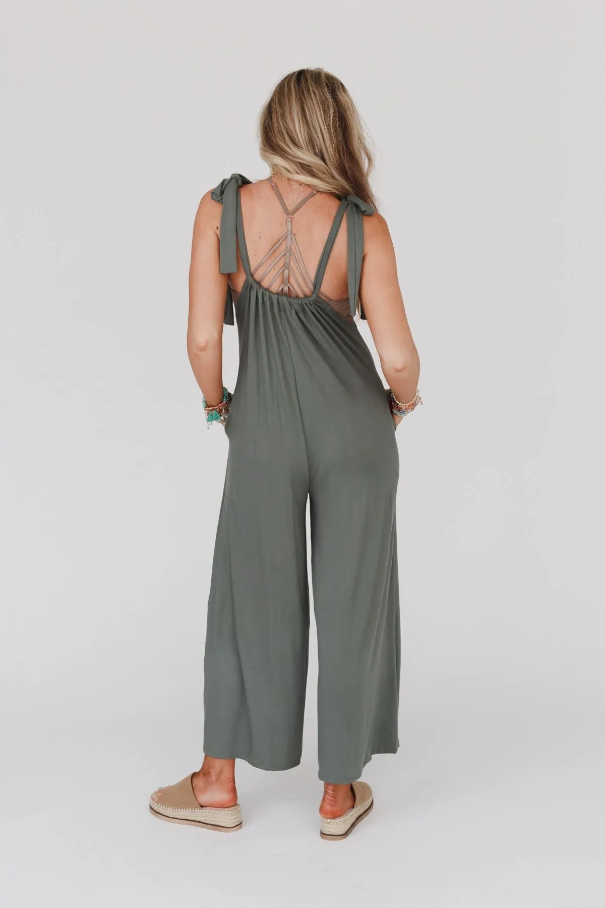 The Nest Forever Relaxed Gathered Jumpsuit - Light Olive