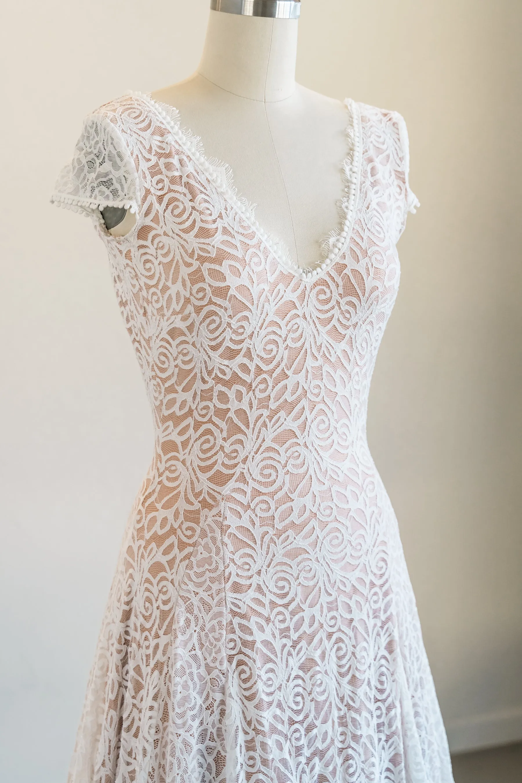 Ynez Sample (size S)